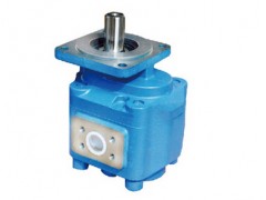 【貨比三家選昭德】廈工XG953裝載機