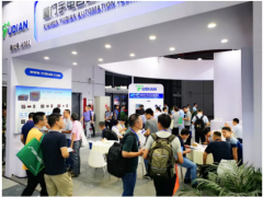 未來可期,精彩繼續(xù)之三 ：宇電盛裝亮相上海工博會(huì) 引領(lǐng)智能測(cè)控儀表新潮流