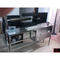 特種紙帶碳纖維在線激光非接觸測(cè)厚儀石墨烯材料厚度無(wú)損檢測(cè)儀