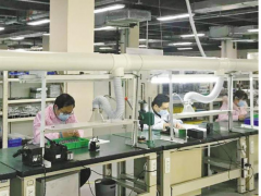 《陜西日報》陜企積極應(yīng)對化危為機中星測控物聯(lián)網(wǎng)封條共抗疫情