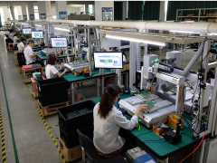 流金八月 驕陽(yáng)似火，虹潤(rùn)項(xiàng)目建設(shè)如火如荼