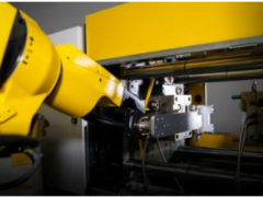 發(fā)那科全新協(xié)作機器人CRX-10iA和SCARA機器人登場亮相