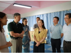 有溫暖 有特色 上?？偣敝飨恍猩W臨上?？咸卣{研