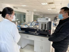 創(chuàng)威全自動(dòng)活塞式壓力計(jì)在湖北省計(jì)量院（中南大區(qū)）通過驗(yàn)收  黃雨彤  創(chuàng)威計(jì)量  2021-12-10 14:42