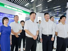 國家知識產權局黨組成員、副局長胡文輝一行調研正泰