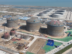 天辰公司總承包的山東中燃寶港液化烴庫區(qū)項(xiàng)目三臺低溫罐氣頂升圓滿成功