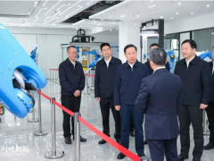 王曉暉在成都調(diào)研高新技術(shù)企業(yè)時(shí)強(qiáng)調(diào)：以科技創(chuàng)新引領(lǐng)產(chǎn)業(yè)創(chuàng)新，積極培育和發(fā)展新質(zhì)生產(chǎn)力