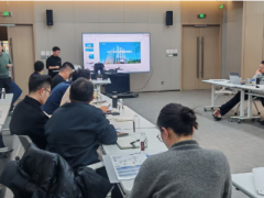 畢馬科技攜弧垂測(cè)量機(jī)器人、地線除冰機(jī)器人、絕緣子零值檢測(cè)機(jī)器人三款核心產(chǎn)品，在咸亨科技大廈開展產(chǎn)品展示與專業(yè)培訓(xùn)會(huì)