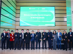 施耐德電氣CEO到訪中恒電氣，共謀數(shù)據(jù)中心供電發(fā)展新未來(lái)